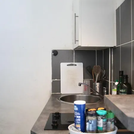 Charming Studio Near Pere Lachaise *
