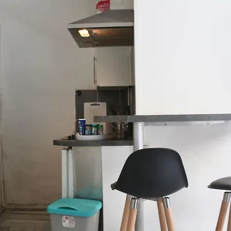 Charming Studio Near Pere Lachaise * Paris