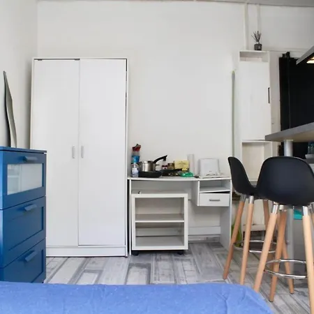 Charming Studio Near Pere Lachaise * Paris